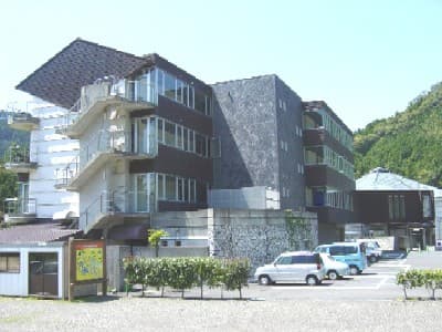 高知 源泉かけ流しの宿おすすめ5選【2026年最新】四万十・松葉川など厳選