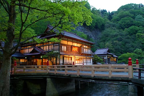 会津若松エステ付き宿おすすめ6選【2026年版】東山・芦ノ牧で癒しの温泉旅