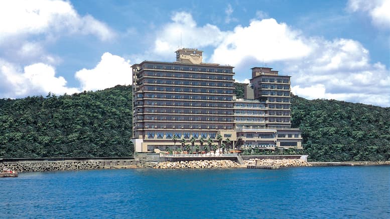 【2026年最新】淡路島で源泉かけ流しを楽しめる宿5選|洲本温泉の美肌の湯と絶景を女子旅で